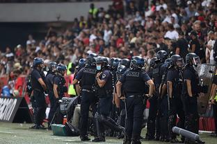 云南外援奥斯卡连续七场联赛参与进球，刷新个人中超最长纪录（云南外援奥斯卡联赛七连场参与破门，改写个人中超最长纪录）