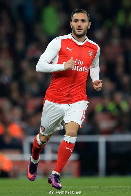 他的停球是教科书级别（他的停球堪称教科书范例）