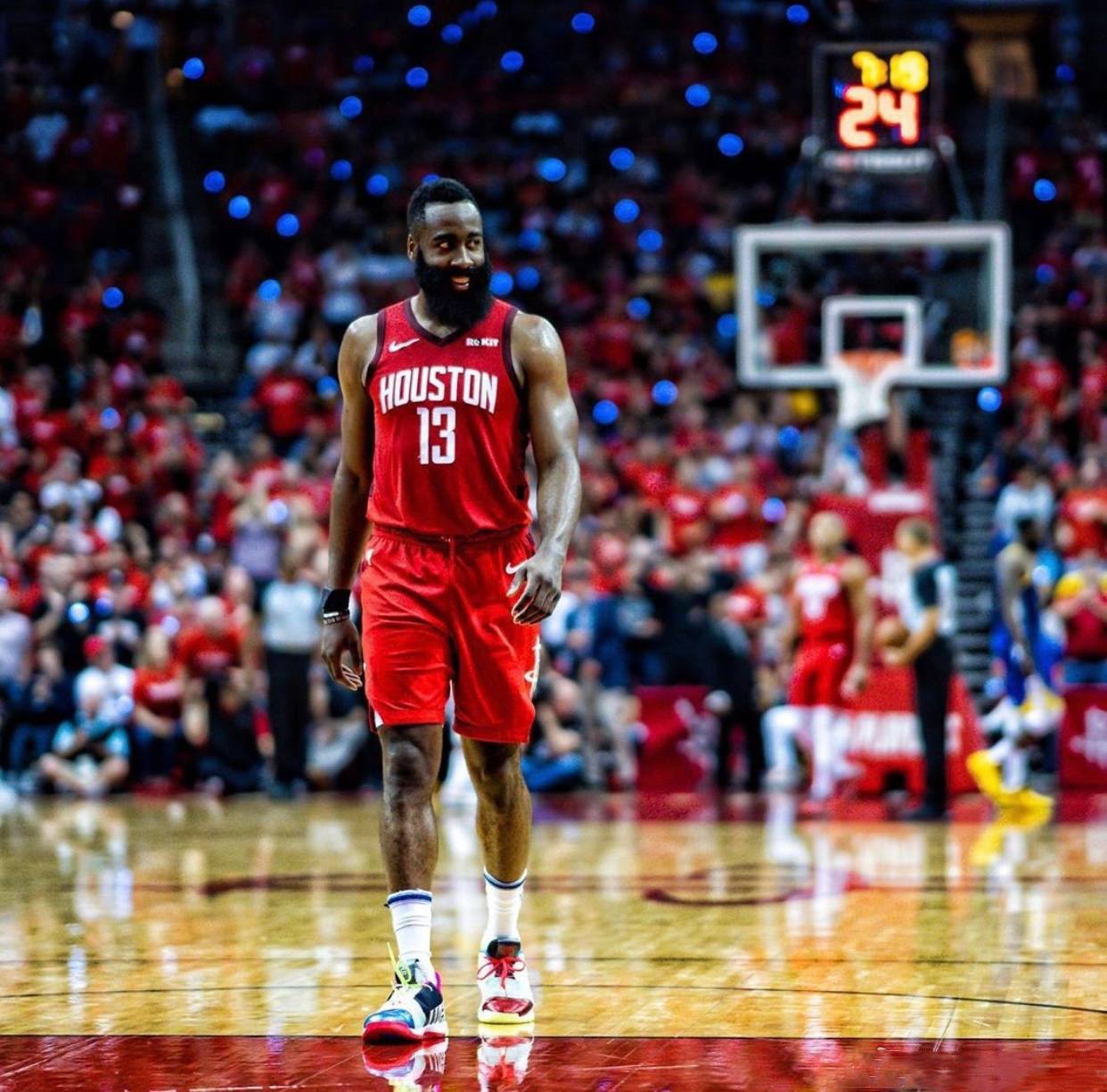 卡拉格怒喷萨拉赫8分钟，麦迪逊震惊脸：我现场看他开炮（卡拉格8分钟猛批萨拉赫，麦迪逊当场惊呆：我在现场见证他火力全开）