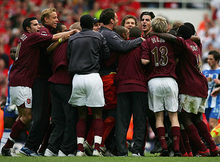 记者：阿森纳关注巴特萨吉，AC米兰标价4500万欧元（记者：阿森纳有意巴特萨吉，AC米兰要价4500万欧元）