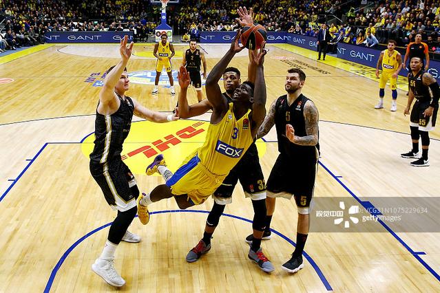 尤文跟队：加蒂扭伤膝盖，今天将接受检查（尤文队内消息：加蒂膝盖扭伤，今日接受检查）